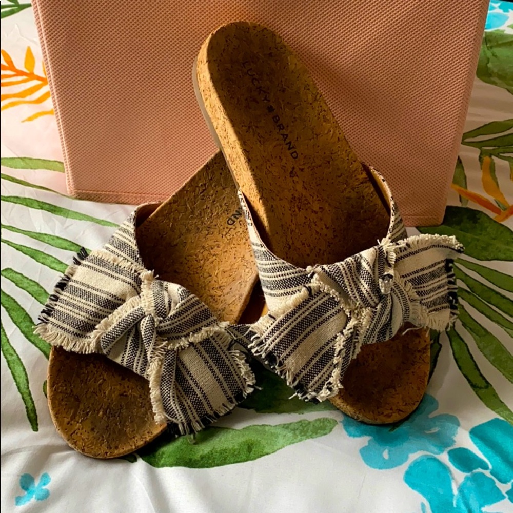 Lucky Brand Sandals